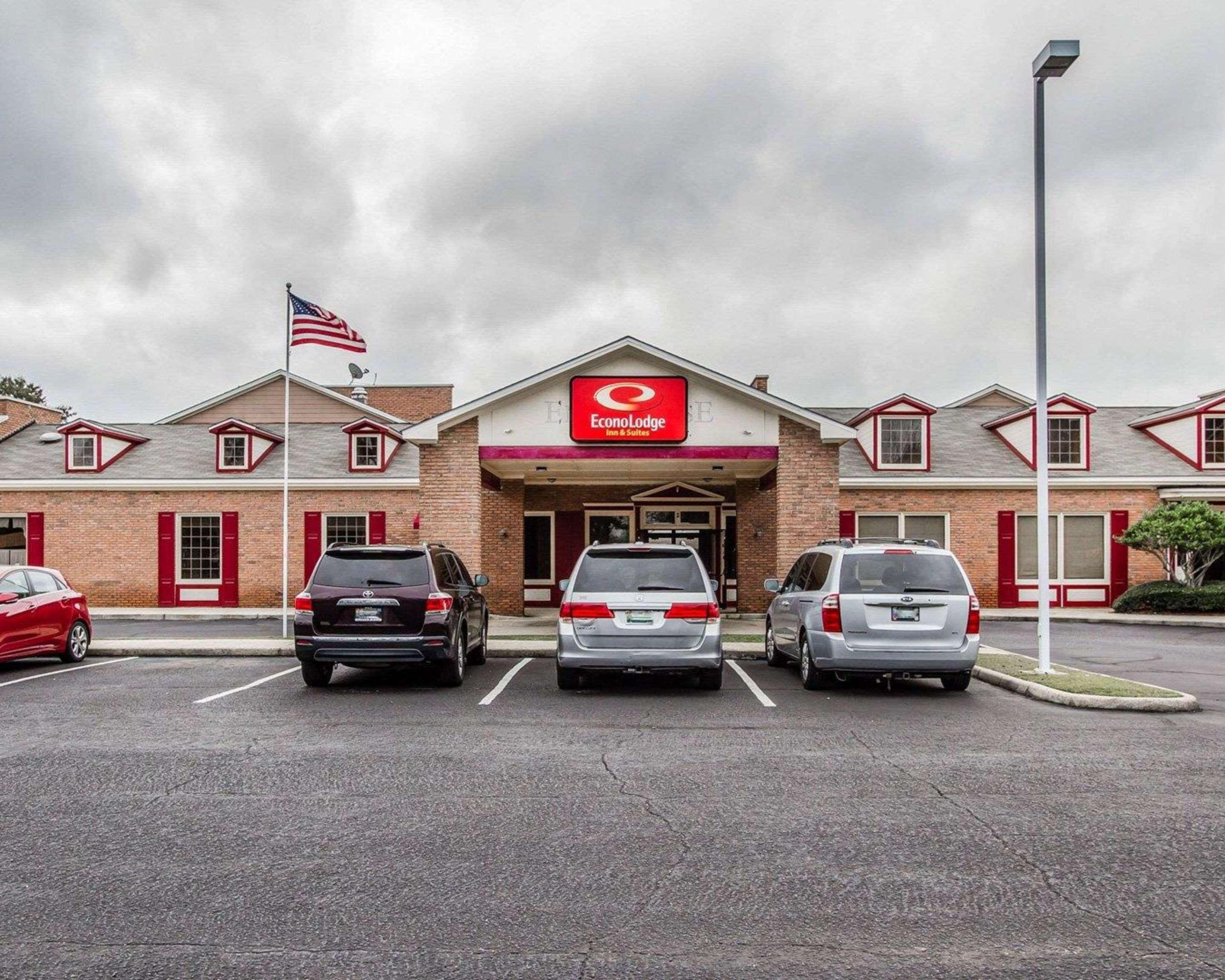 Econo Lodge Inn & Suites Enterprise Exterior photo