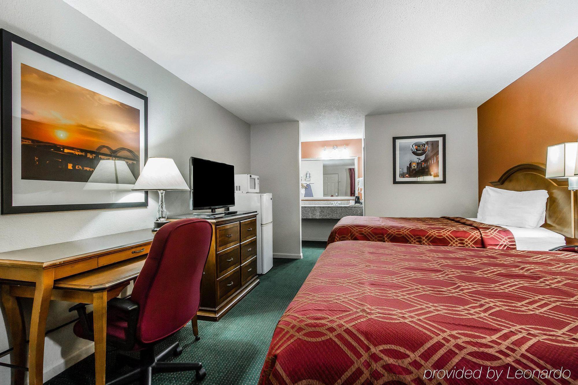Econo Lodge Inn & Suites Enterprise Exterior photo